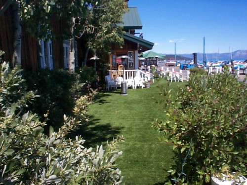 A photo of the lawn in front of the restaurant in the Tahoe City Marina - lake side